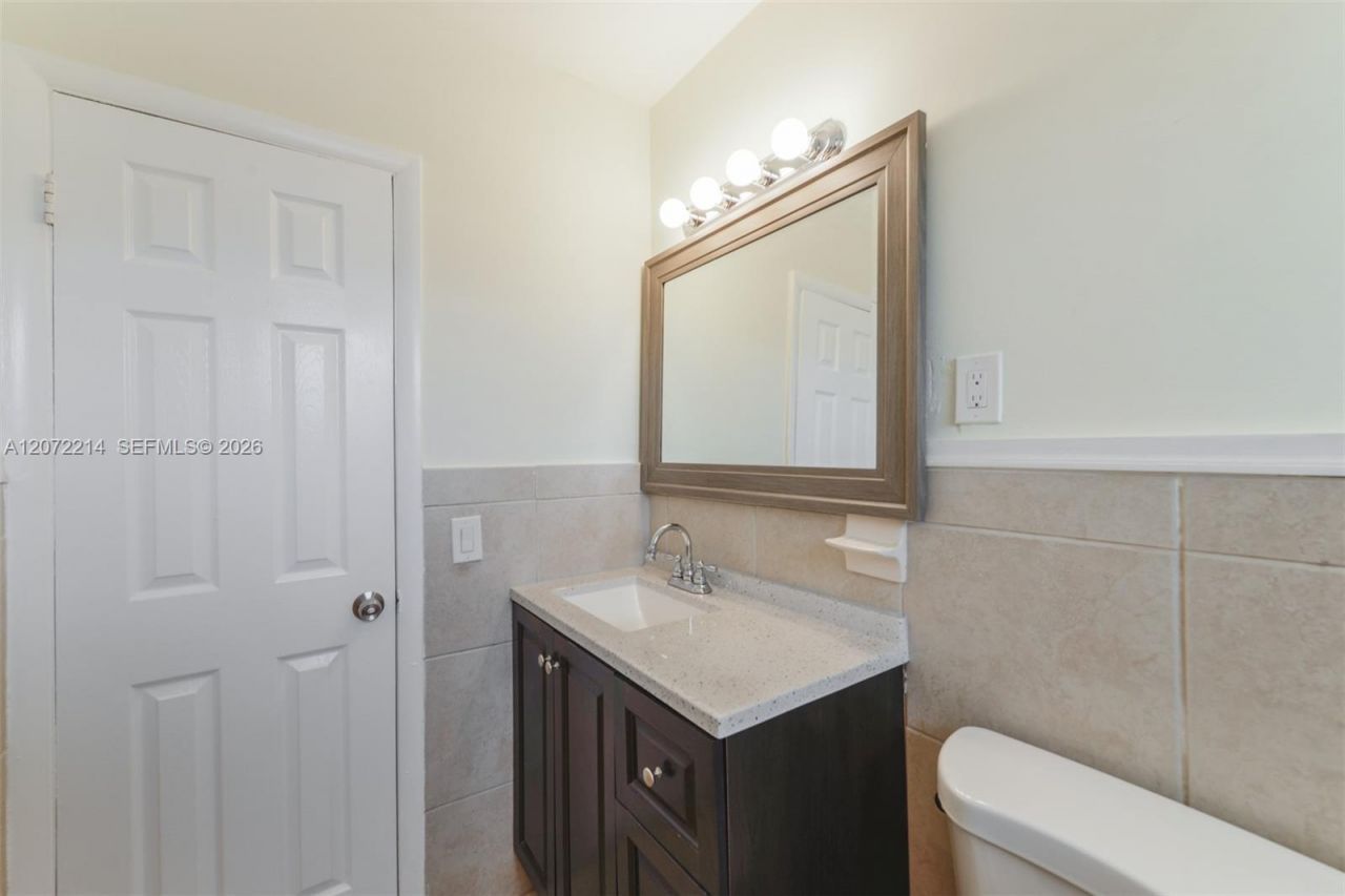 5420 NE 22nd Ter, Unit 16, Fort Lauderdale, FL 33308 Photo