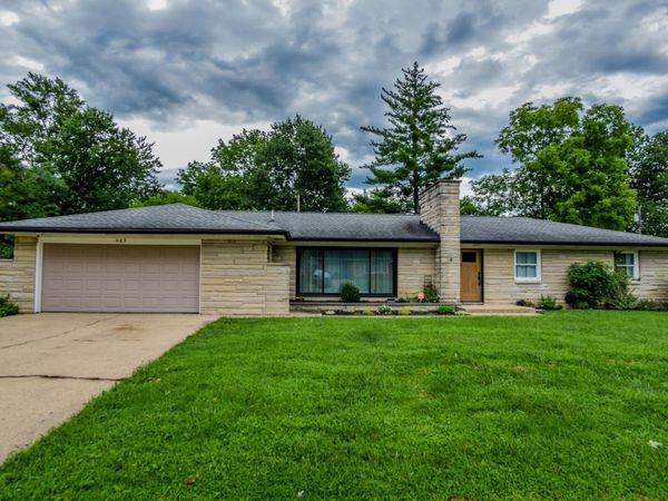 327 Brookside Lane, Plainfield, IN 46168