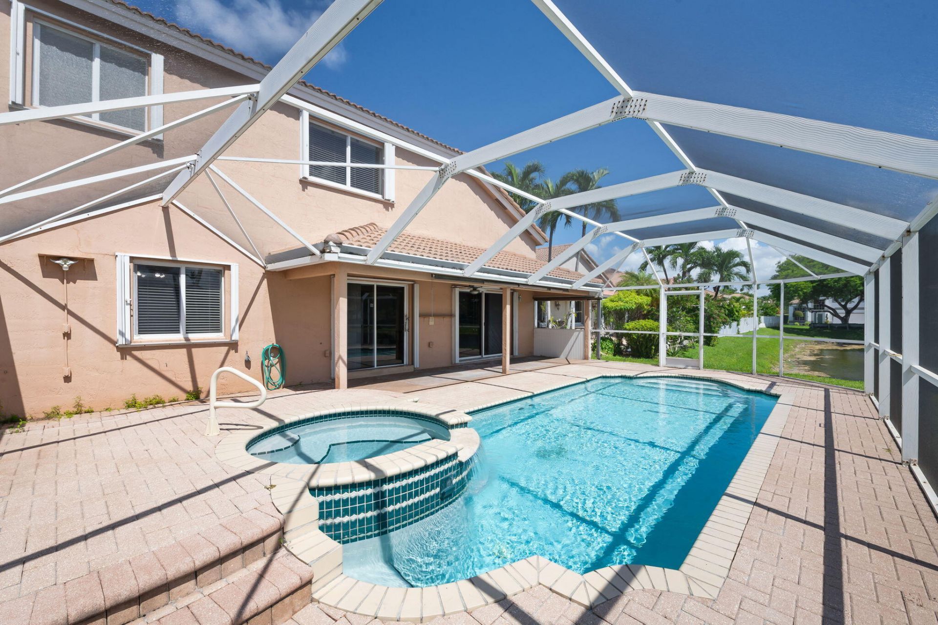 5331 NW 110th Avenue, Doral, FL 33178 Photo