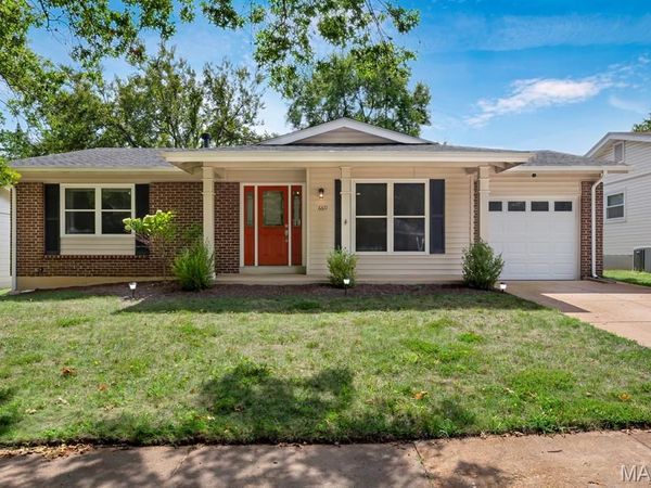 660 Twigwood Drive, Ballwin, MO 63021