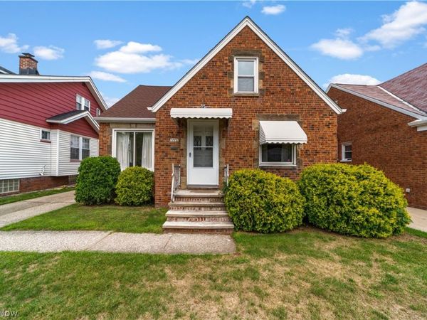 11117 Vernon Avenue, Garfield Heights, OH 44125