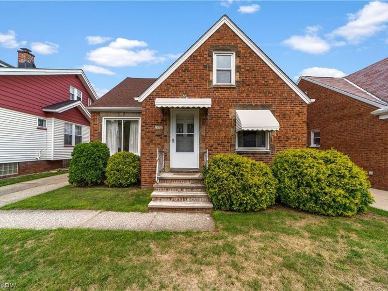 11117 Vernon Avenue, Garfield Heights, OH 44125 Photo 1