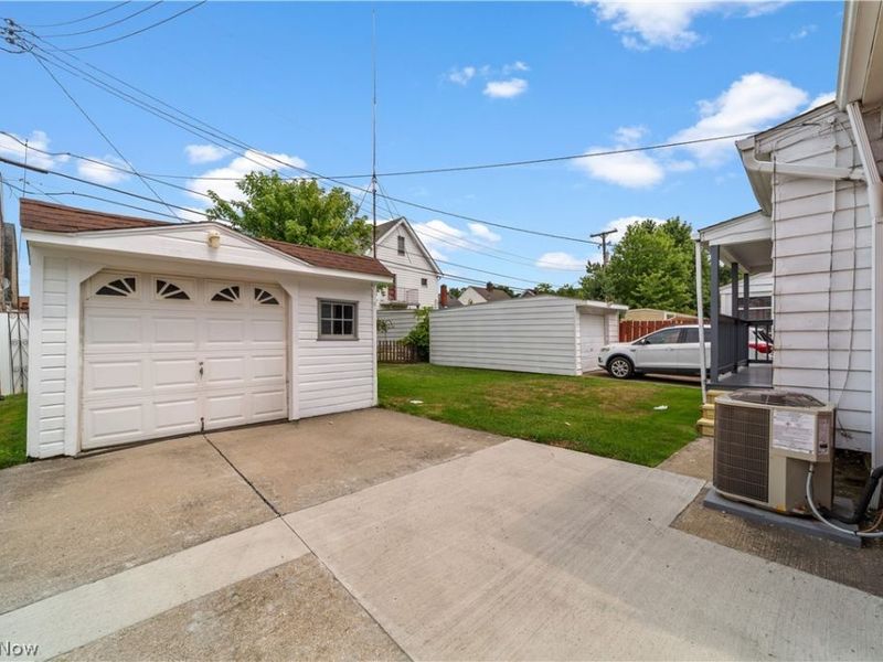 11117 Vernon Avenue, Garfield Heights, OH 44125 Photo 30