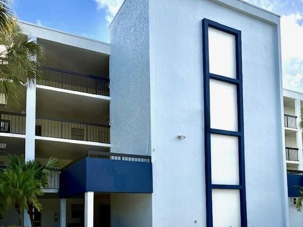 6200 NW 2ND Avenue, Unit 316, Boca Raton, FL 33487