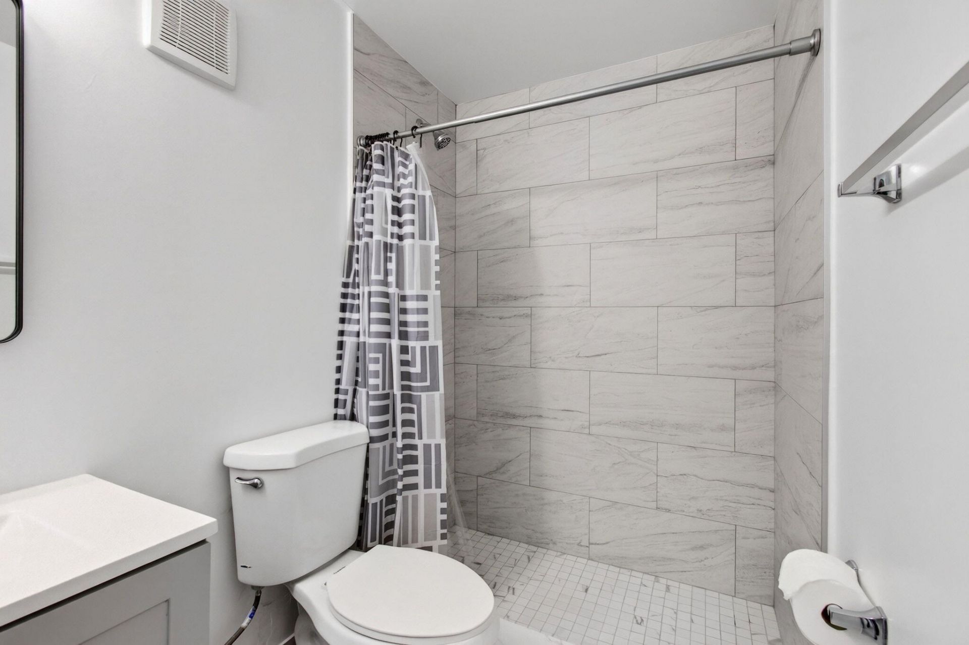 450 SW 2nd Avenue, Unit 205, Boca Raton, FL 33432 Photo