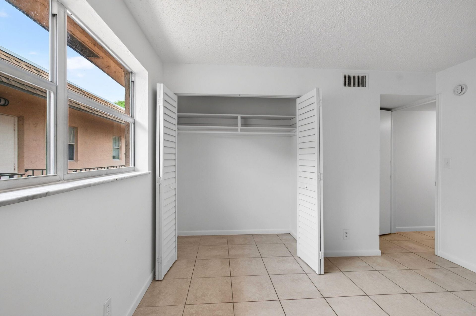 450 SW 2nd Avenue, Unit 205, Boca Raton, FL 33432 Photo