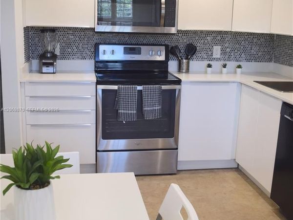 3970 Oaks Clubhouse Dr , Unit 306, Pompano Beach, FL 33069
