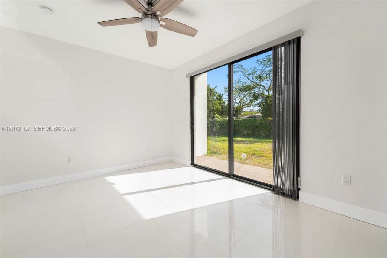 1216-1218 NE 112th St , Miami, FL 33161 Photo