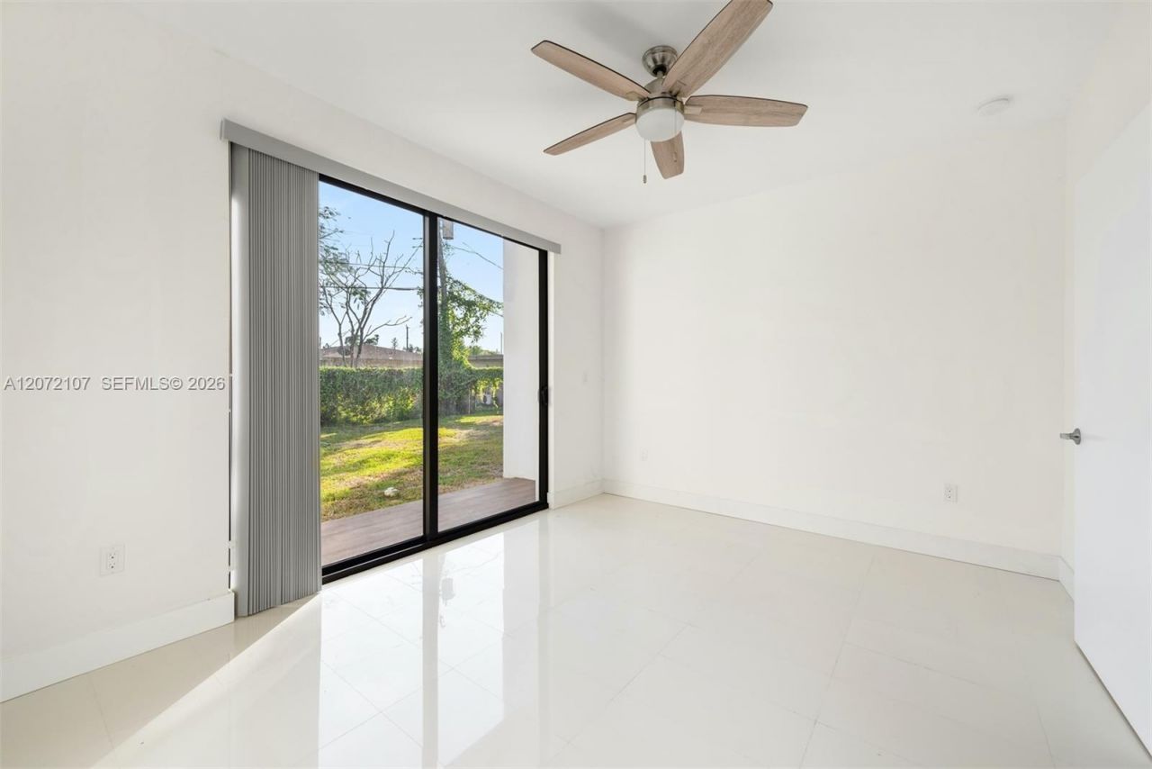 1216-1218 NE 112th St , Miami, FL 33161 Photo