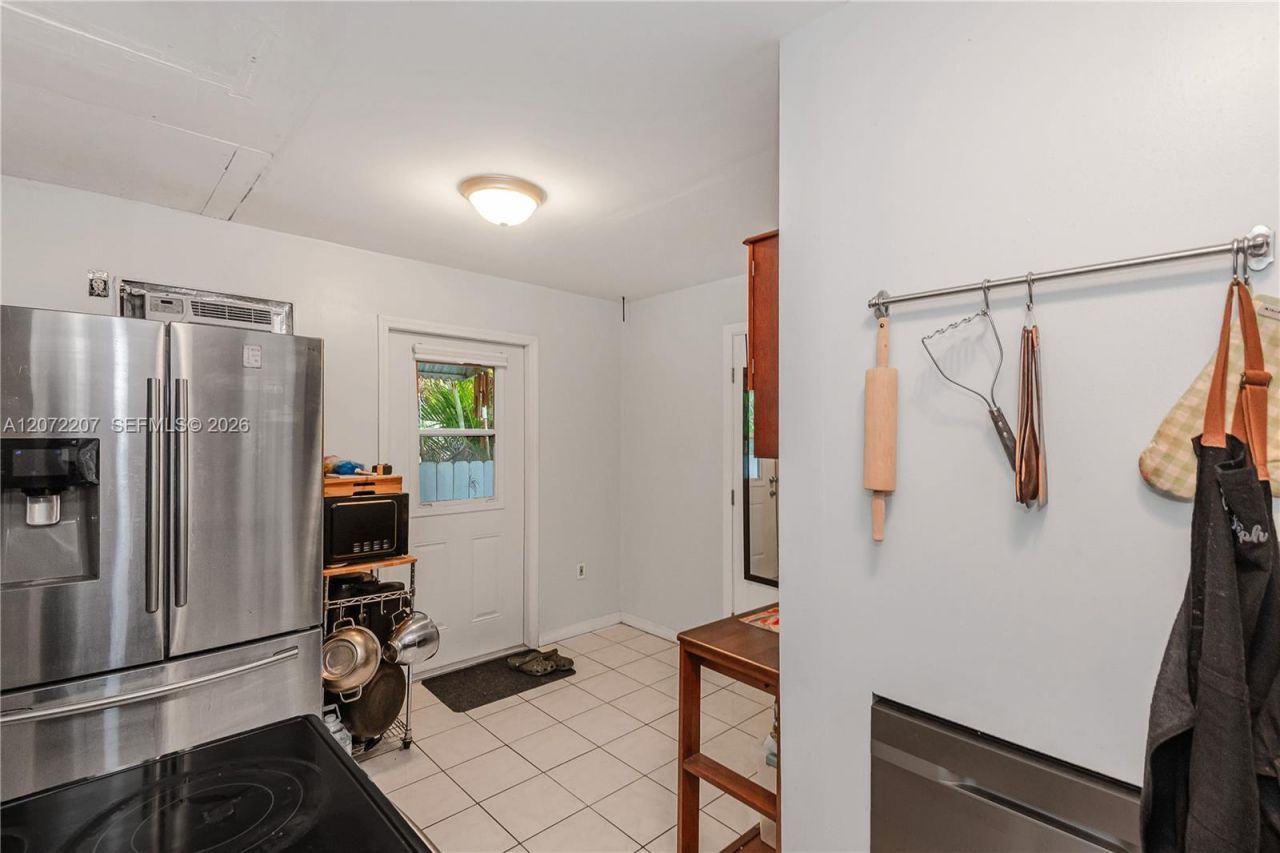 334 E 11th St , Hialeah, FL 33010 Photo