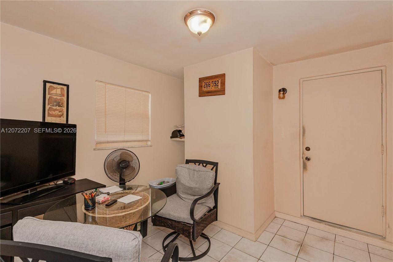 334 E 11th St , Hialeah, FL 33010 Photo