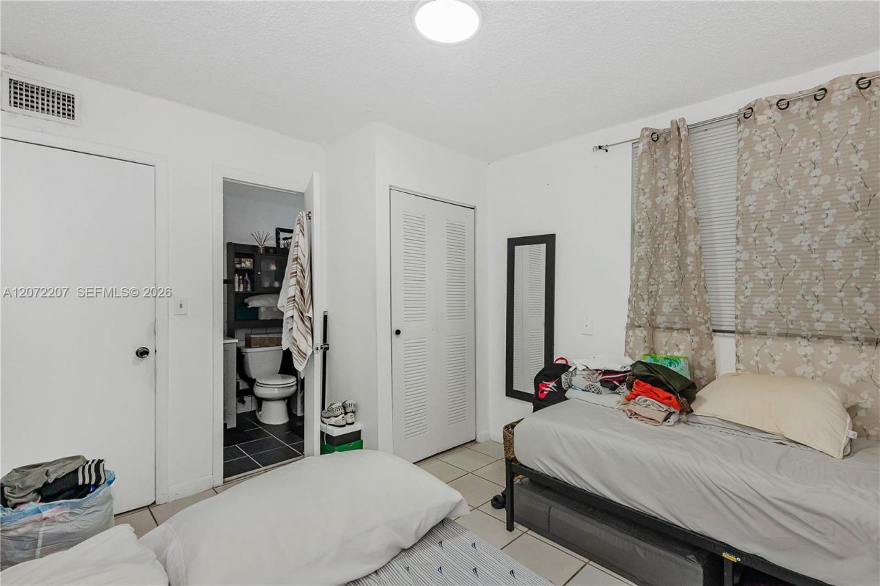 334 E 11th St , Hialeah, FL 33010 Photo