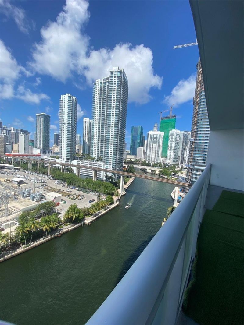 185 SW 7th St , Unit 1607, Miami, FL 33130 Photo