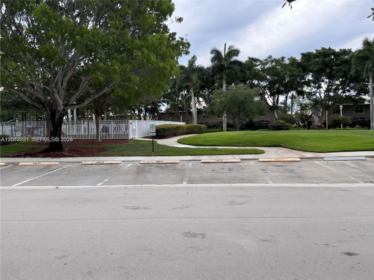 1599 Palermo Dr, Weston, FL 33327 Photo