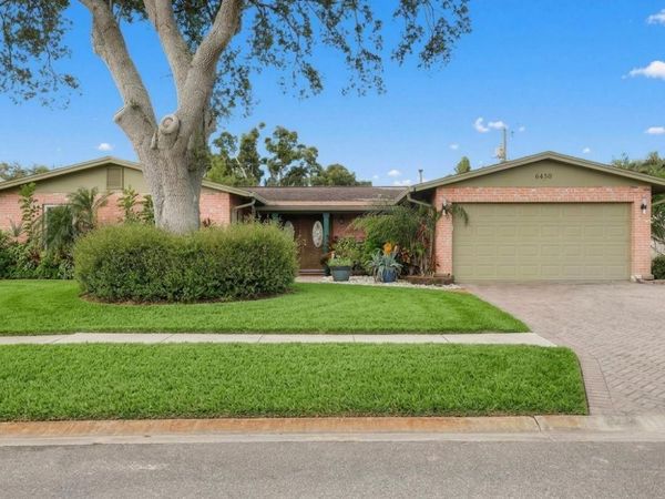 6450 31ST TERRACE N, ST PETERSBURG, FL 33710