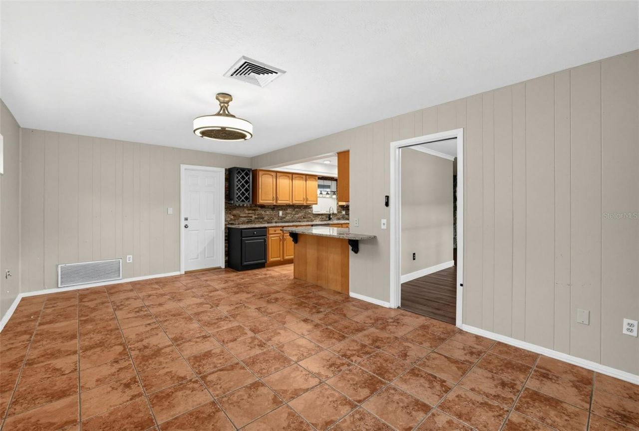 6450 31st Terrace N, Saint Petersburg, FL 33710 Photo