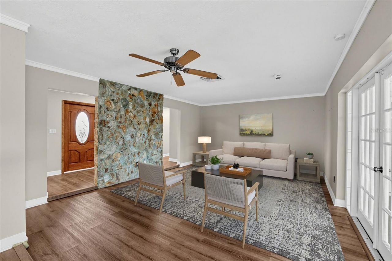 6450 31st Terrace N, Saint Petersburg, FL 33710 Photo