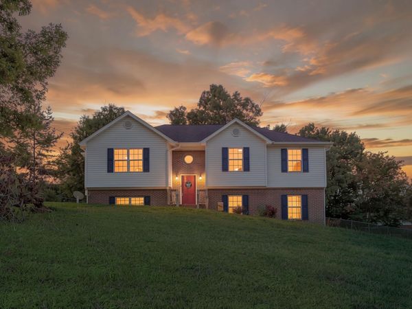 92 Abbey Road, Ringgold, GA 30736