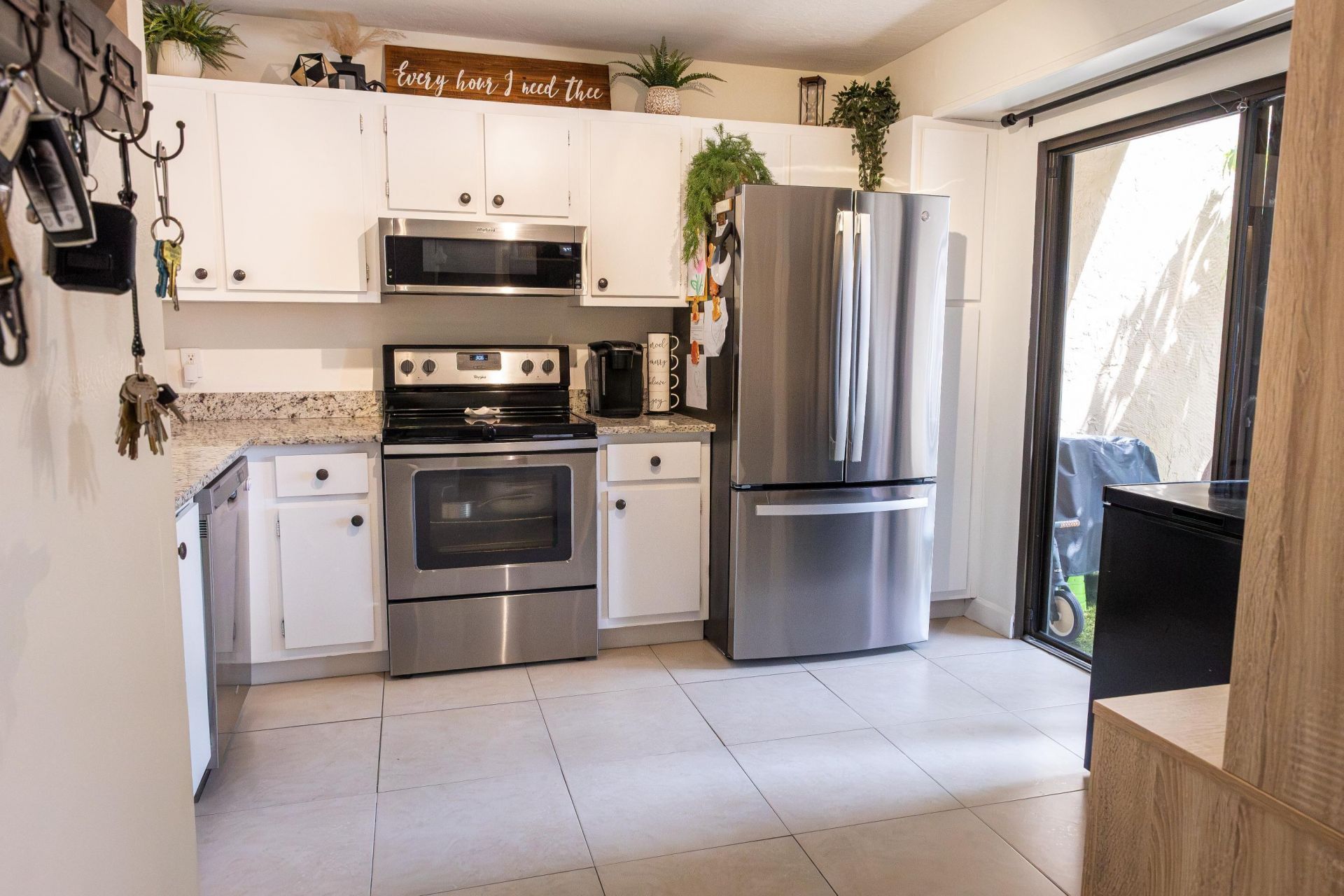 803 Lakeview Circle, Royal Palm Beach, FL 33411 Photo