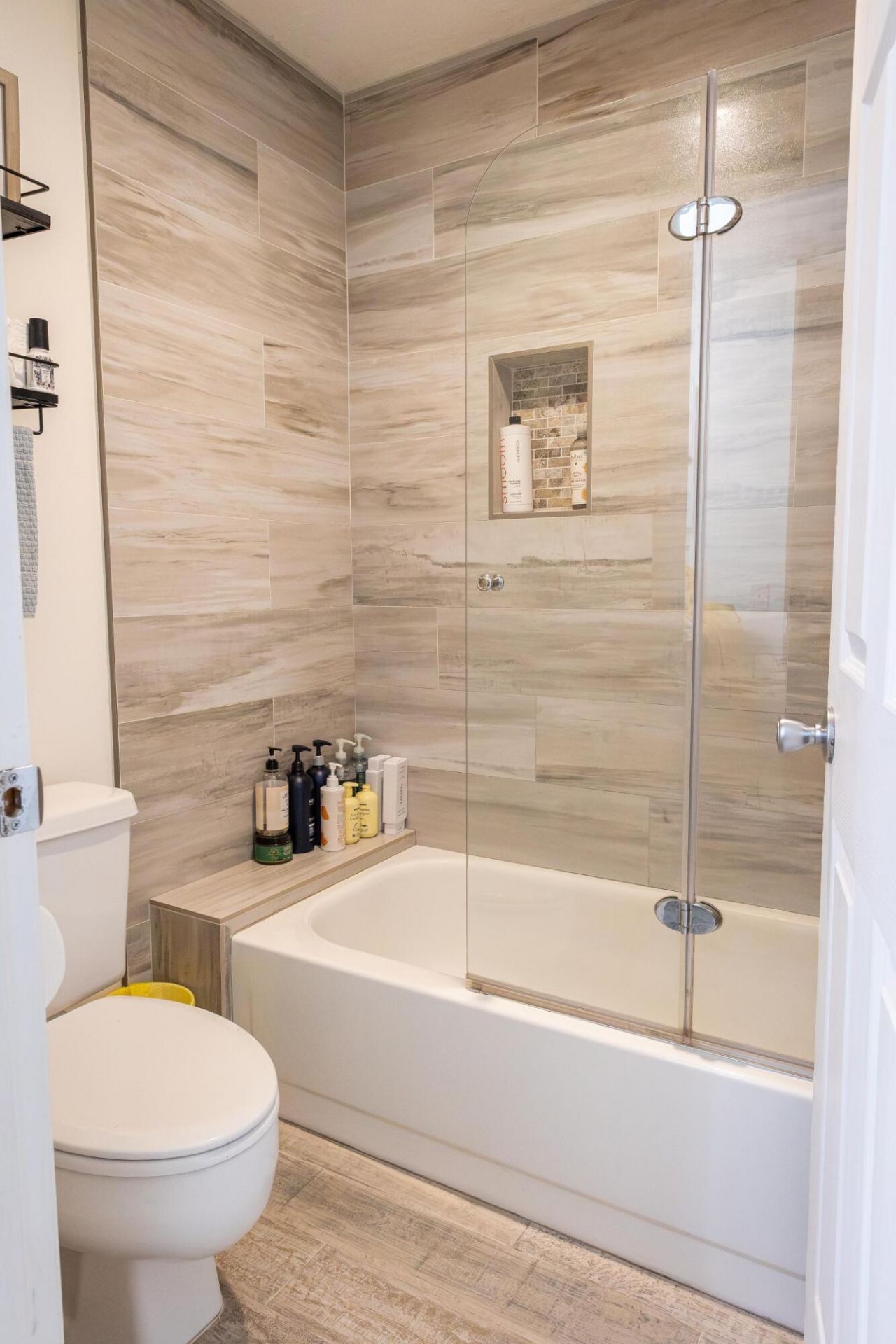 803 Lakeview Circle, Royal Palm Beach, FL 33411 Photo