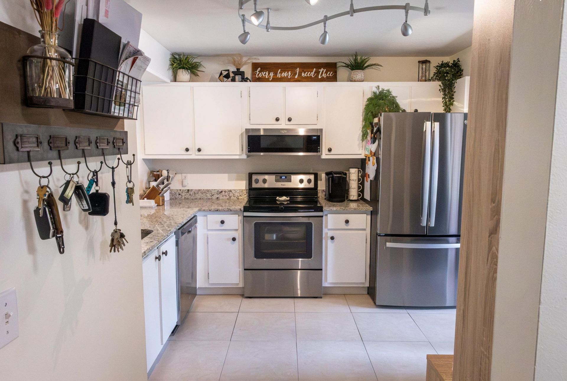 803 Lakeview Circle, Royal Palm Beach, FL 33411 Photo