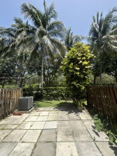2245 NE 42nd Ave, Homestead, FL 33033 Photo
