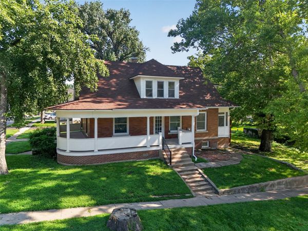 305 N 1st Street, Carlisle, IA 50047