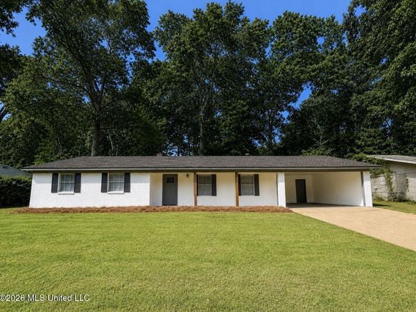1016 Tanglewood Drive, Clinton, MS 39056