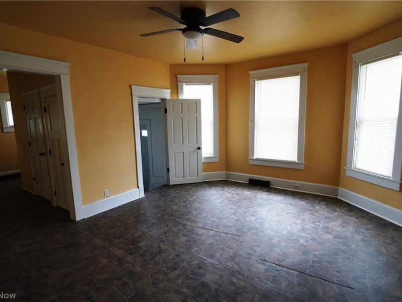 415 N 8th Street, Cambridge, OH 43725 Photo 10