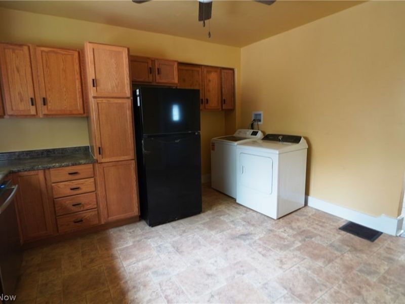 415 N 8th Street, Cambridge, OH 43725 Photo 13
