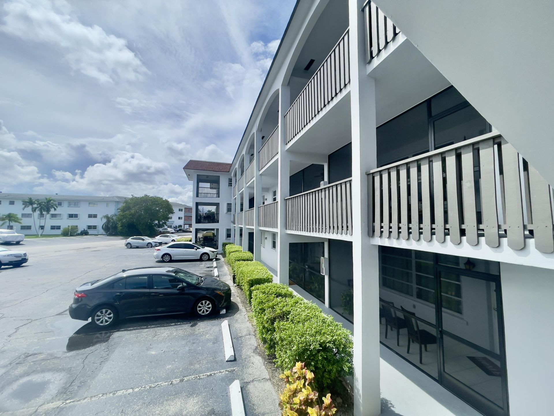 651 Pine Drive, Unit 207, Pompano Beach, FL 33060 Photo