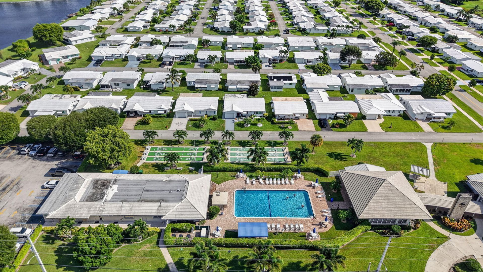 701 SW Lake Court, Unit 109, Boynton Beach, FL 33426 Photo