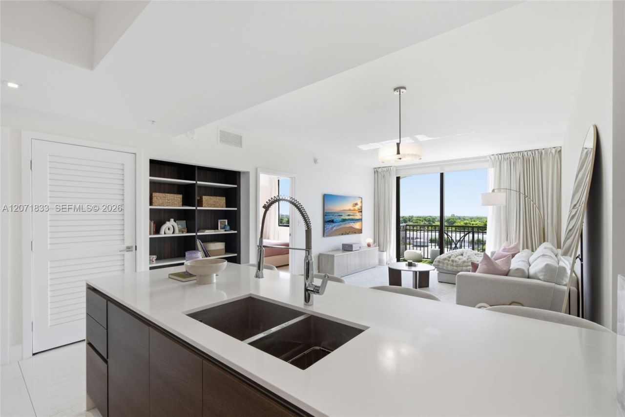 301 Altara Ave , Unit 623, Coral Gables, FL 33146 Photo