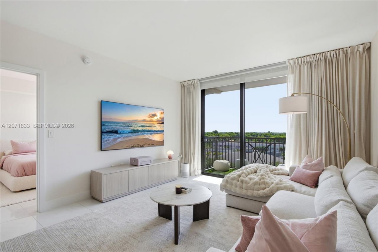 301 Altara Ave , Unit 623, Coral Gables, FL 33146 Photo