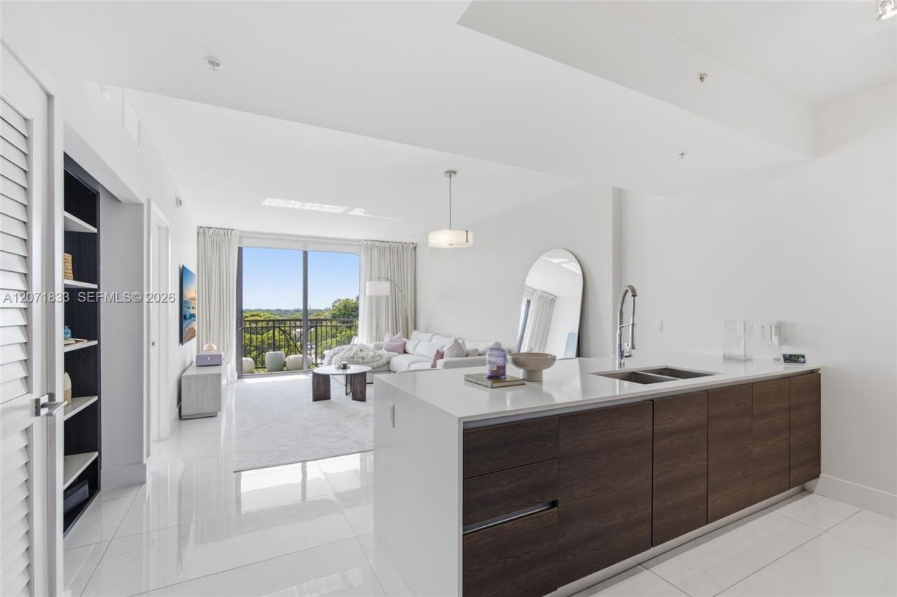 301 Altara Ave , Unit 623, Coral Gables, FL 33146 Photo