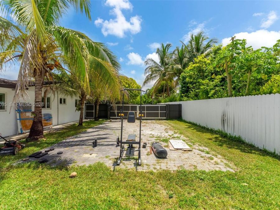 Property Image 43