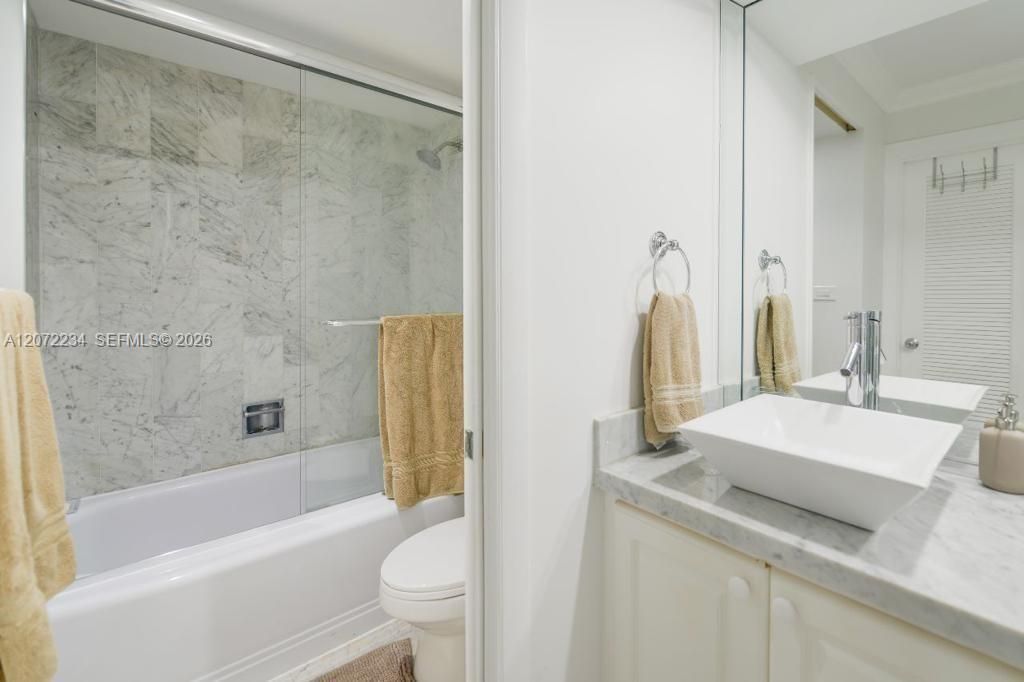 1121 Crandon Blvd , Unit D206, Key Biscayne, FL 33149 Photo