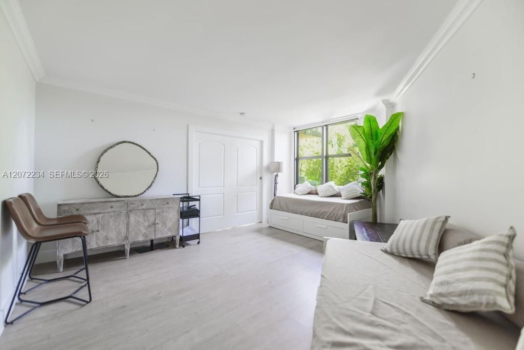 1121 Crandon Blvd , Unit D206, Key Biscayne, FL 33149 Photo