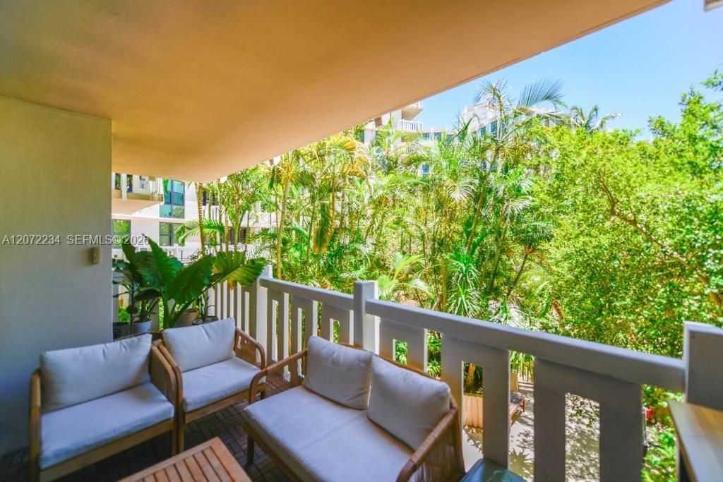 1121 Crandon Blvd , Unit D206, Key Biscayne, FL 33149 Photo