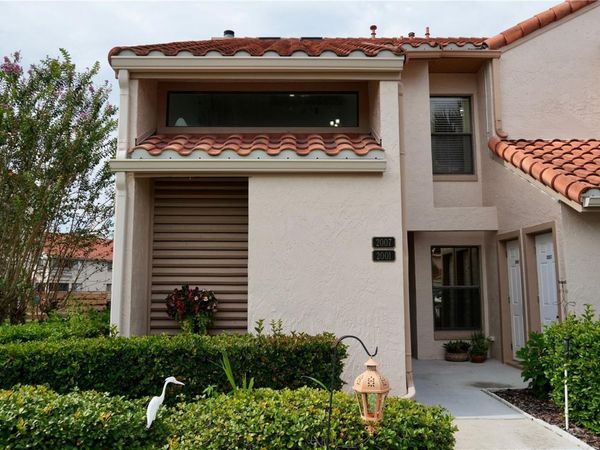 2007 GARDEN LAKE DRIVE, Unit 2007, WINTER HAVEN, FL 33884