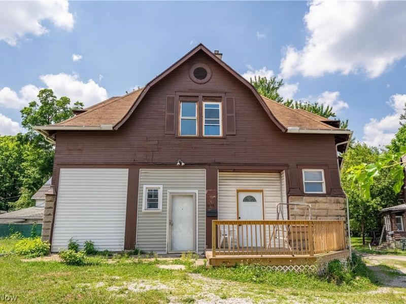 604 Oby Place NW, Canton, OH 44703 Photo 1