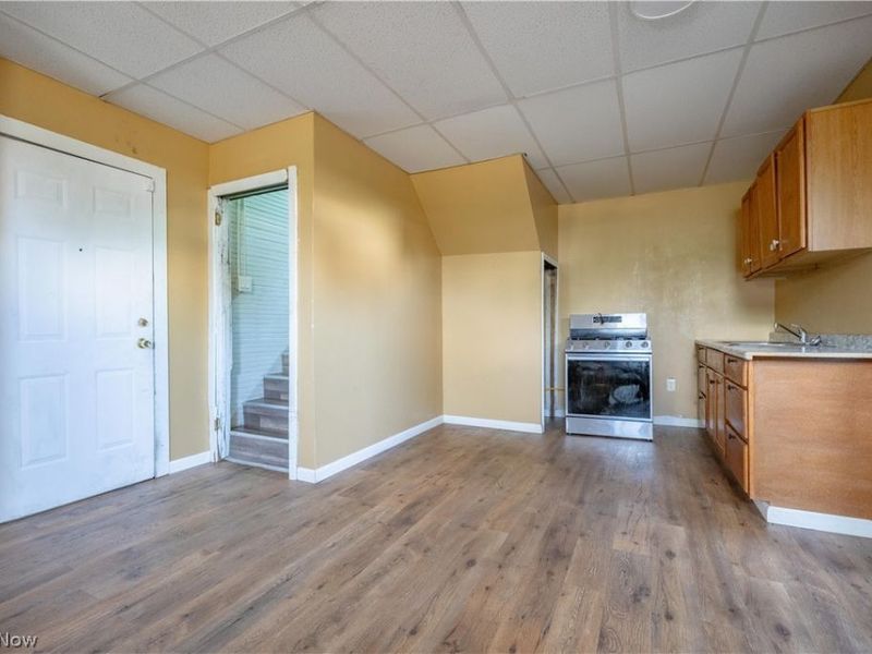 604 Oby Place NW, Canton, OH 44703 Photo 5