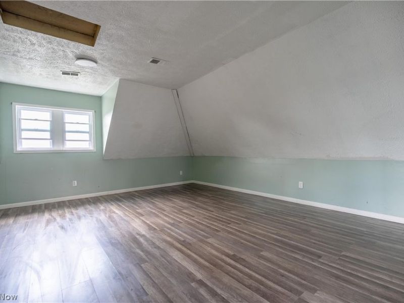 604 Oby Place NW, Canton, OH 44703 Photo 8
