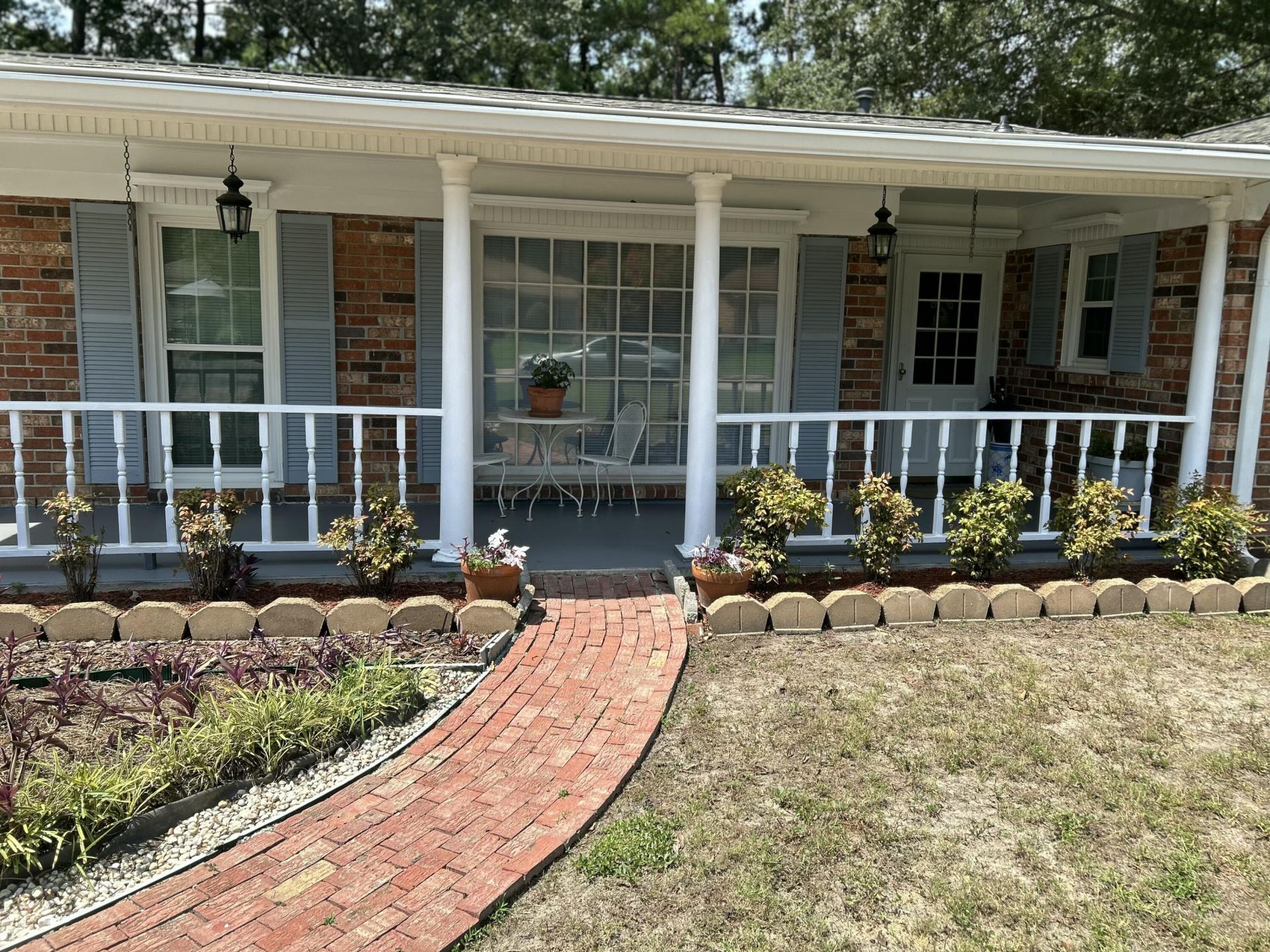 8425 Deerwood Drive Photo 3