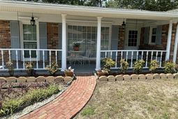 8425 Deerwood Drive photo 4