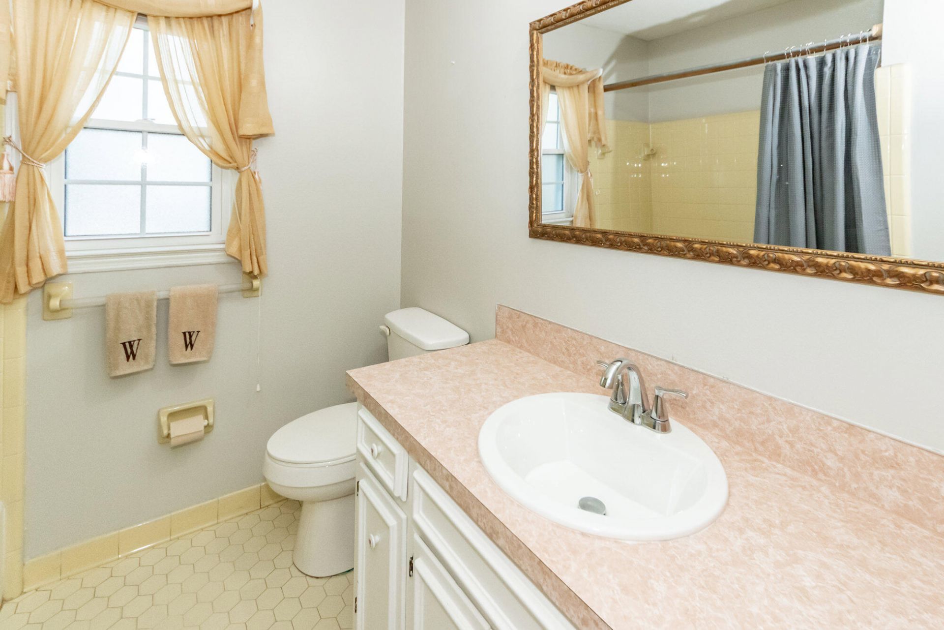 8425 Deerwood Drive Photo 30