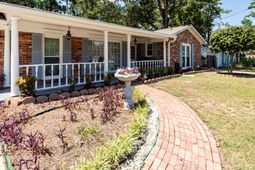 8425 Deerwood Drive photo 4