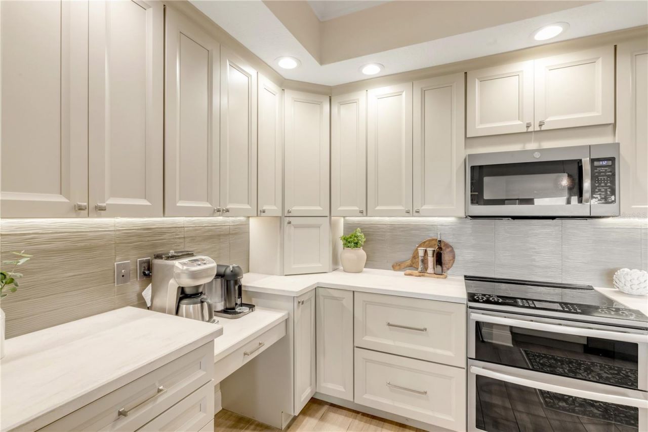 255 Minorca Beach Way, Unit 205, New Smyrna Beach, FL 32169 Photo