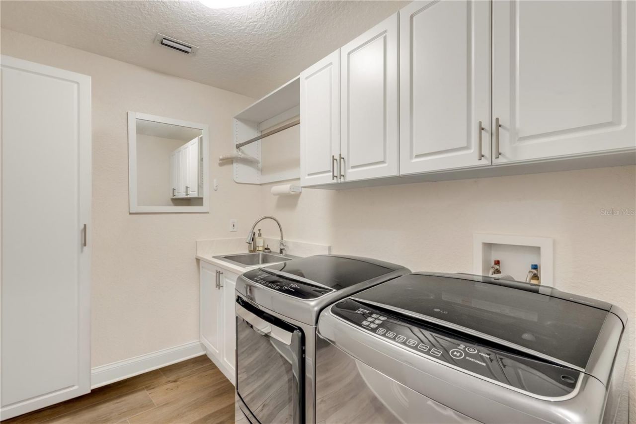 255 Minorca Beach Way, Unit 205, New Smyrna Beach, FL 32169 Photo