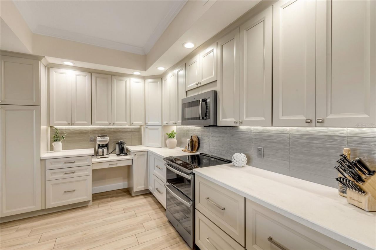 255 Minorca Beach Way, Unit 205, New Smyrna Beach, FL 32169 Photo